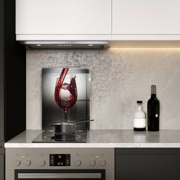 Glas Ceranfeldabdeckung Glas und Rotwein