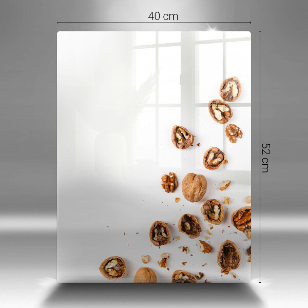 Glas Herdabdeckplatte Nüsse auf weißem Hintergrund