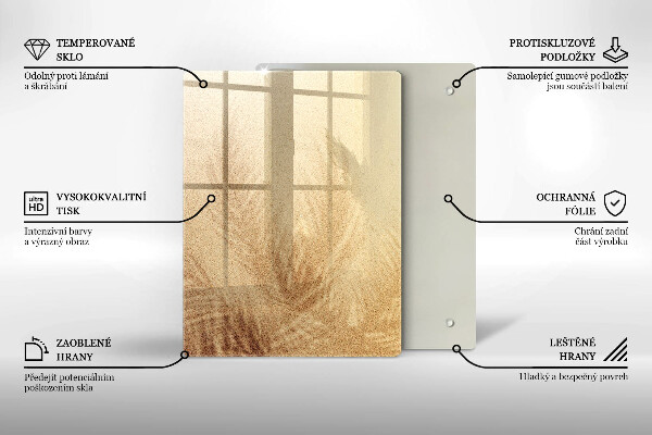 Glas Herdabdeckplatte Nüsse auf weißem Hintergrund