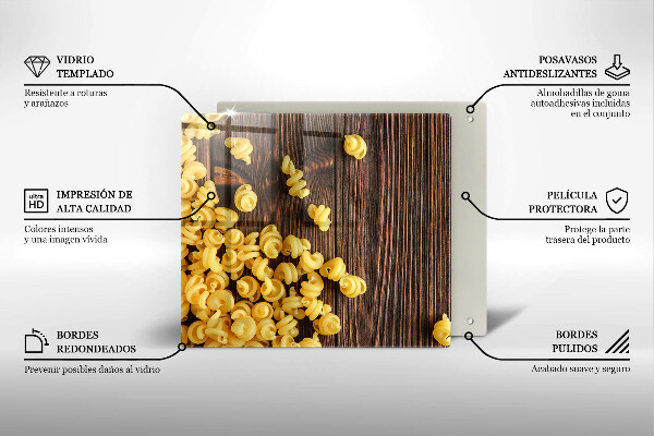 Glas Ceranfeldabdeckung Nudeln auf dem Tisch