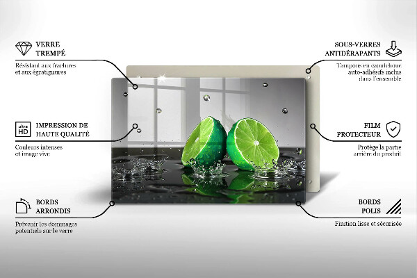 Glas Herdabdeckplatte Saftige Limetten und Wasser