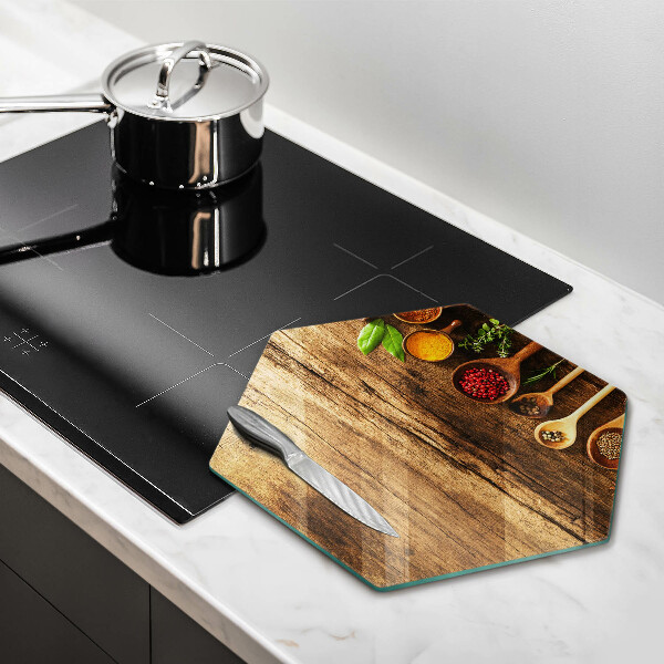 Glas Herdabdeckplatte Holzlöffel mit Gewürzen