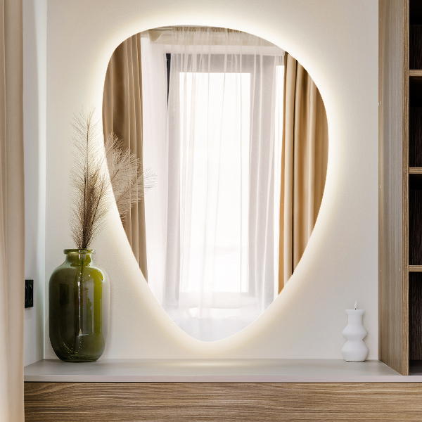 Eiförmiger LED-Spiegel 57x80 cm
