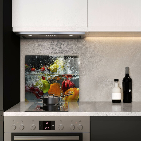 Herdplattenabdeckung Saftige Frucht in Wasser