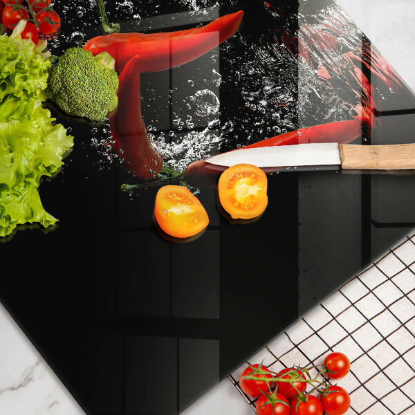 Herdabdeckung Chilischoten in Wasser