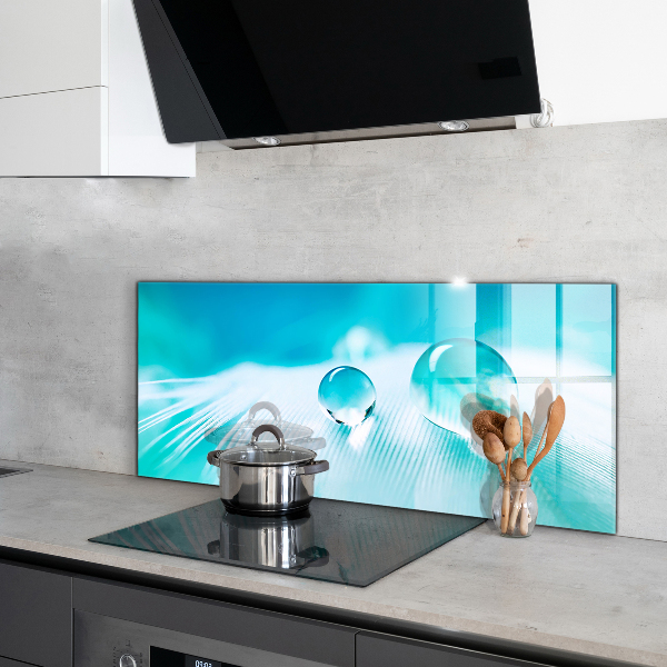 Küchenrückwand Fliesenspiegel Tau auf zarter Feder