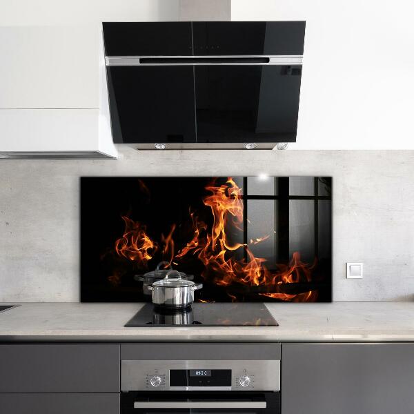 Küchenrückwand Fliesenspiegel Heiße Flammen eines Lagerfeuers