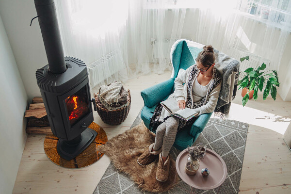 Runde Kamin Glasplatte Holzmaserung im Querschnitt