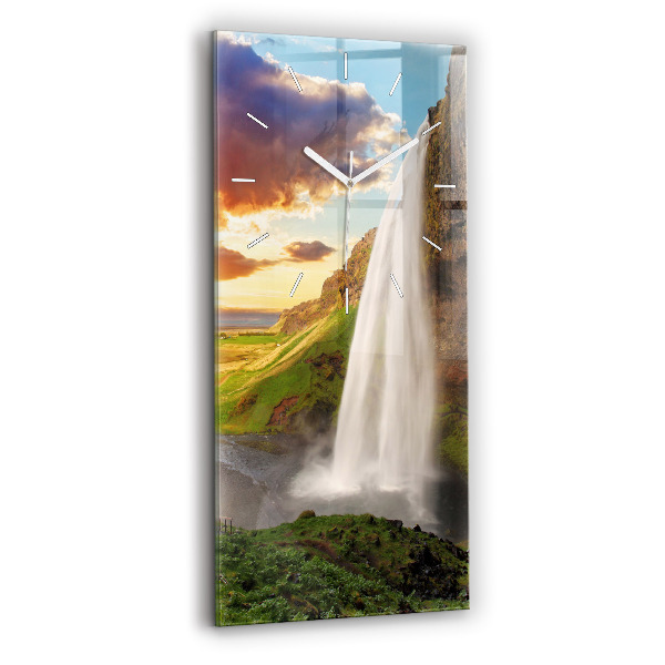 Vertikale Uhr Wasserfall in Island