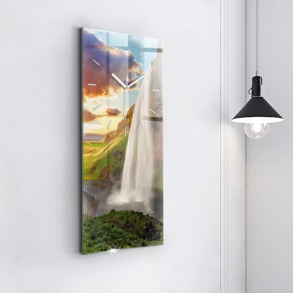 Vertikale Uhr Wasserfall in Island