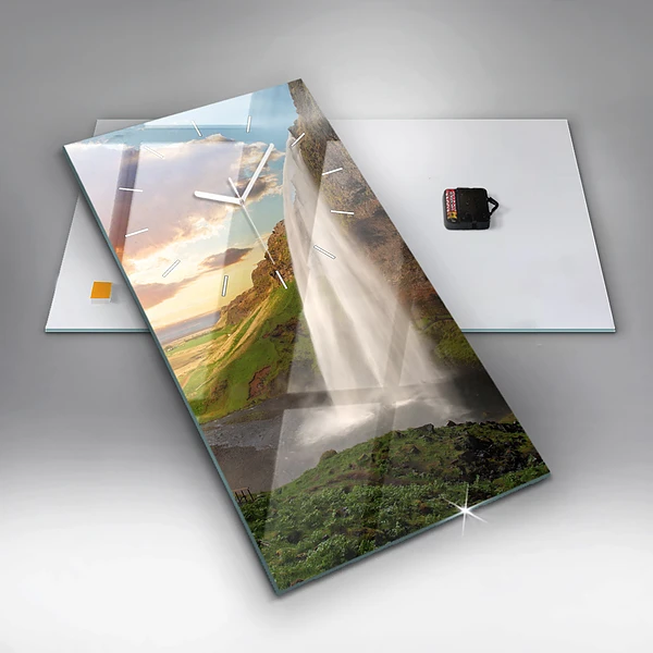 Vertikale Uhr Wasserfall in Island