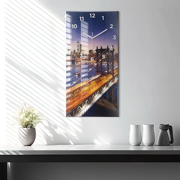 Vertikale Uhr mit motiv New York und der Sonnenuntergang