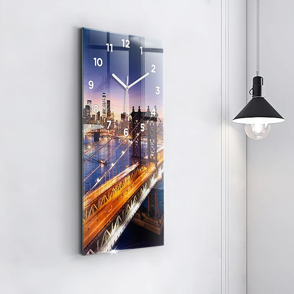 Vertikale Uhr mit motiv New York und der Sonnenuntergang
