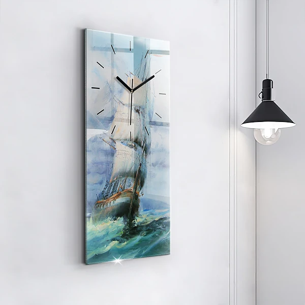 Vertikale Uhr mit motiv Schiff auf dem Wasser