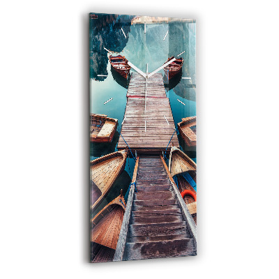 Vertikale Uhr Plattform und See