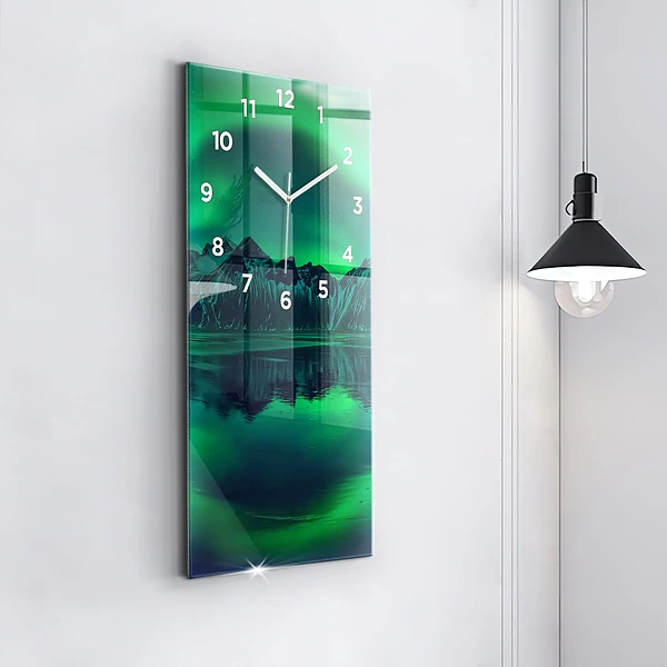 Vertikale Uhr Aurora borealis