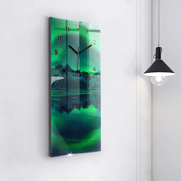 Vertikale Uhr Aurora borealis