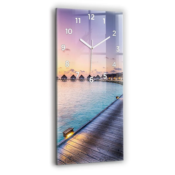Vertikale Uhr Sonnenuntergang auf den Malediven