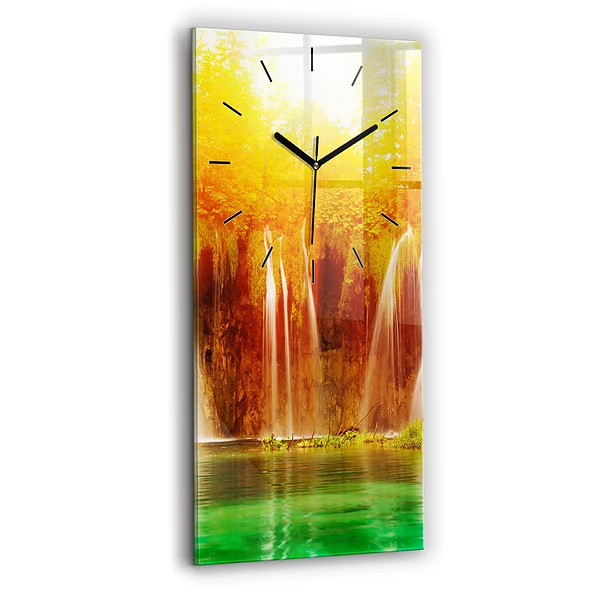 Vertikale Uhr mit motiv Blick auf einen Wasserfall