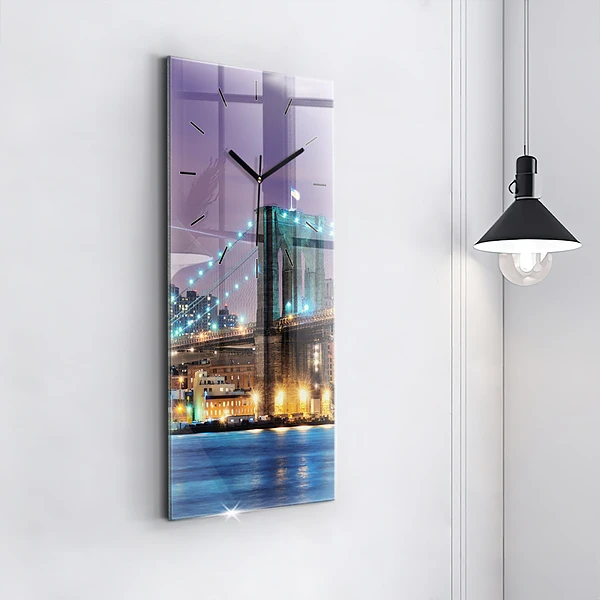 Vertikale Uhr mit motiv Brooklyn Bridge und East River
