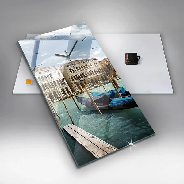 Vertikale Uhr Gondeln Venedig Italien