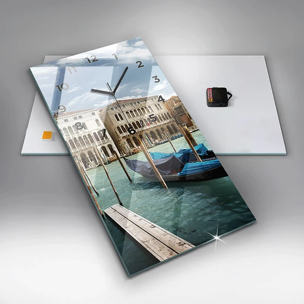 Vertikale Uhr Gondeln Venedig Italien