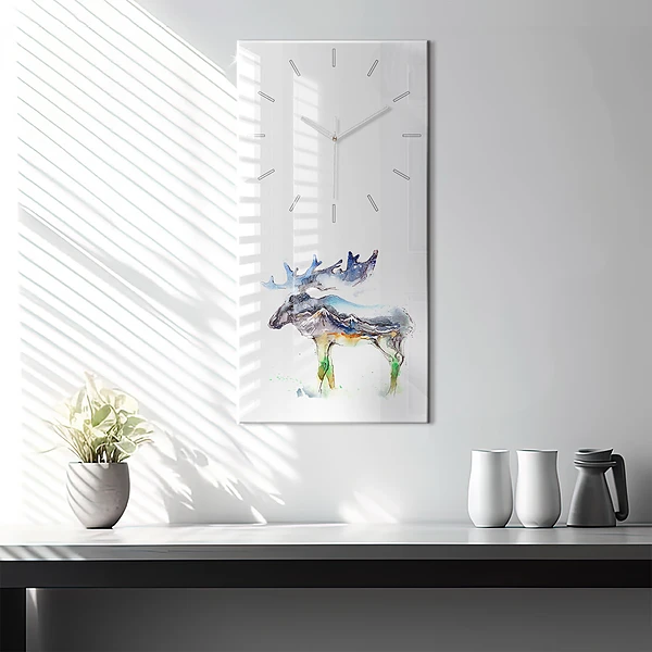 Vertikale Uhr mit motiv Elch und Berglandschaft