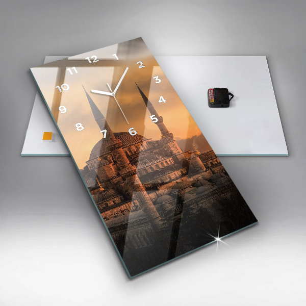 Vertikale Uhr Istanbuler Moschee