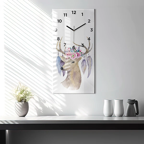 Vertikale Uhr mit motiv Hirschkopf und Blumen