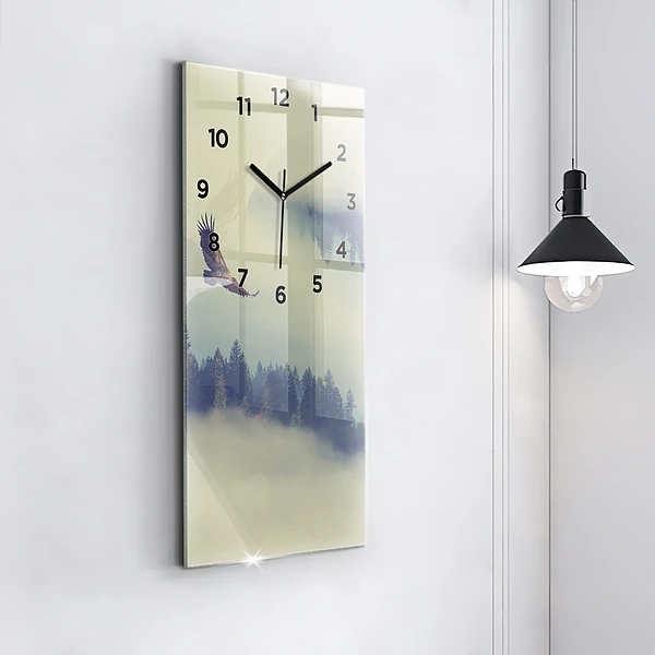 Vertikale Uhr mit motiv Nebliger Wald Adler