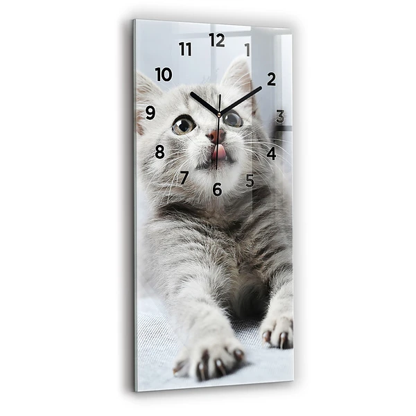 Vertikale Uhr mit motiv Katze auf dem Sofa