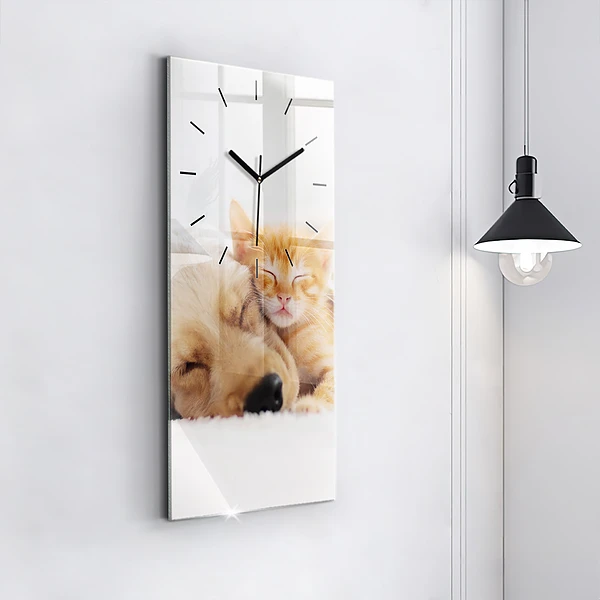 Vertikale Uhr mit motiv Schlafende Katze und Hund