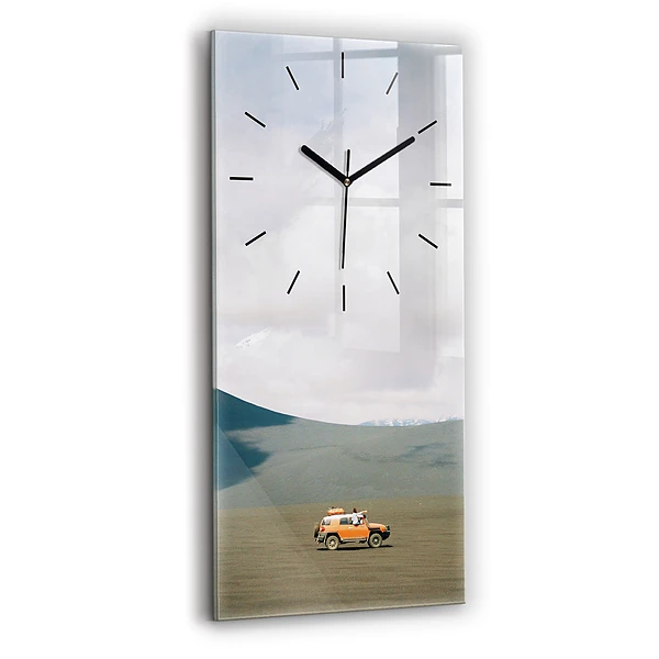 Vertikale Uhr mit motiv Fahrzeug in der Wüste von Kamtschatka