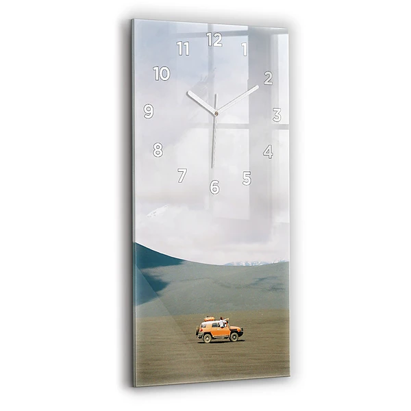 Vertikale Uhr mit motiv Fahrzeug in der Wüste von Kamtschatka