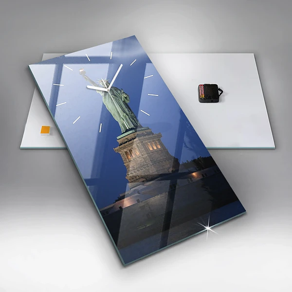 Vertikale Uhr mit motiv Freiheitsstatue in New York