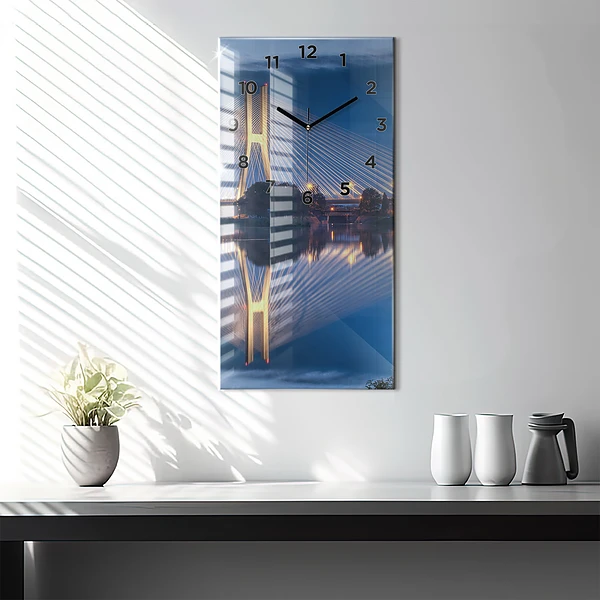 Vertikale Uhr mit motiv Brücke Rędziński Wroclaw