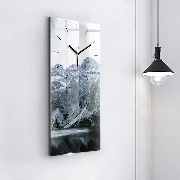 Vertikale Uhr mit motiv Morskie Oko im Tatra-Gebirge