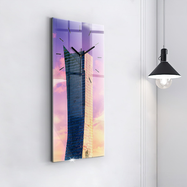 Vertikale Uhr mit motiv Wolkenkratzer in Warschau