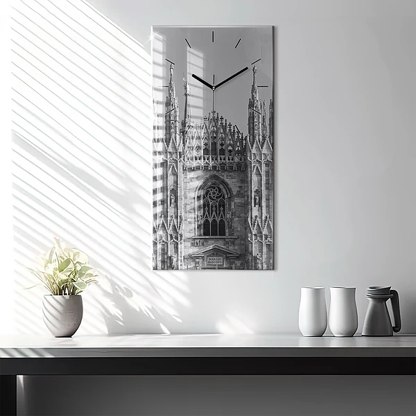 Vertikale Uhr Dom von Mailand Kathedrale
