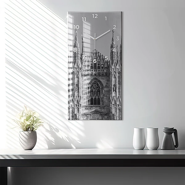Vertikale Uhr Dom von Mailand Kathedrale