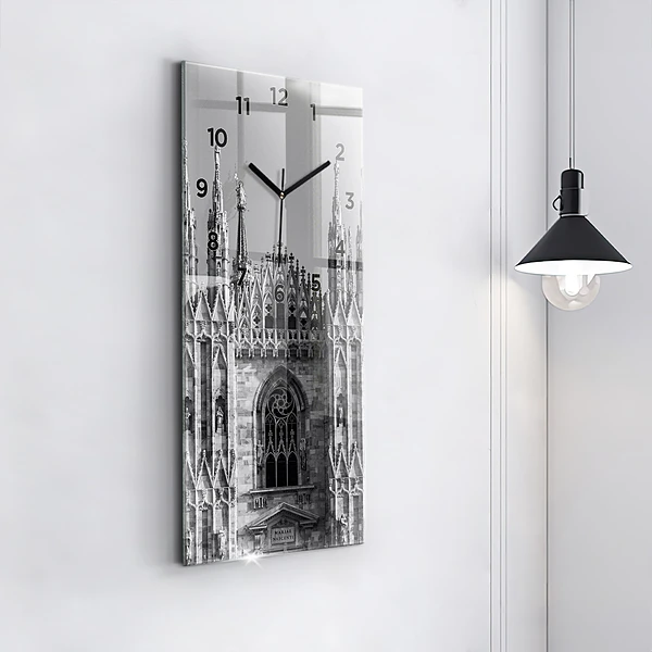 Vertikale Uhr Dom von Mailand Kathedrale