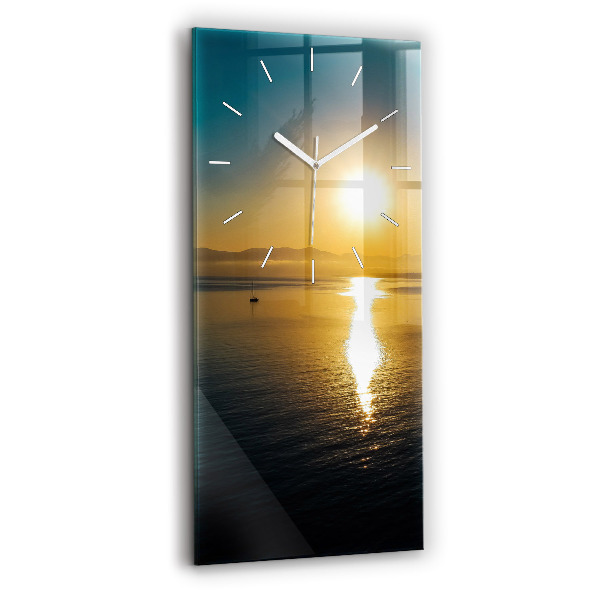 Vertikale Uhr mit motiv Landschaft bei Sonnenaufgang