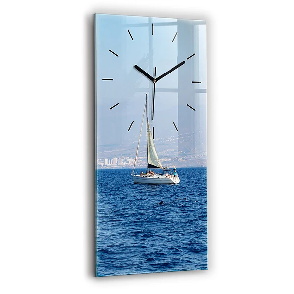 Vertikale Uhr Yacht auf Teneriffa