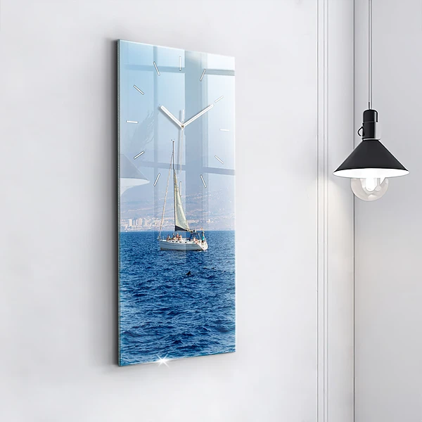 Vertikale Uhr Yacht auf Teneriffa
