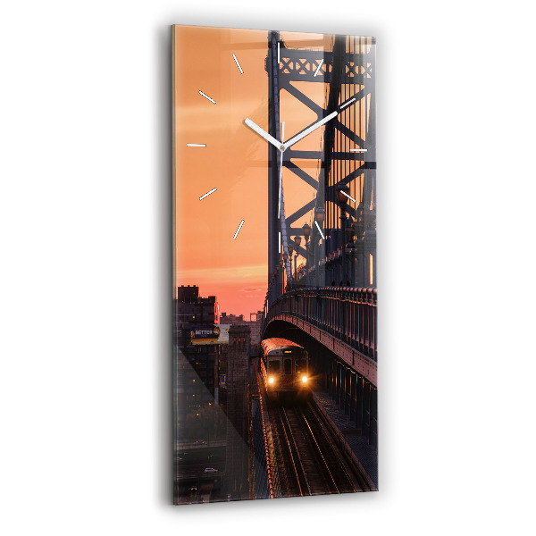 Vertikale Uhr Benjamin-Franklin-Brücke