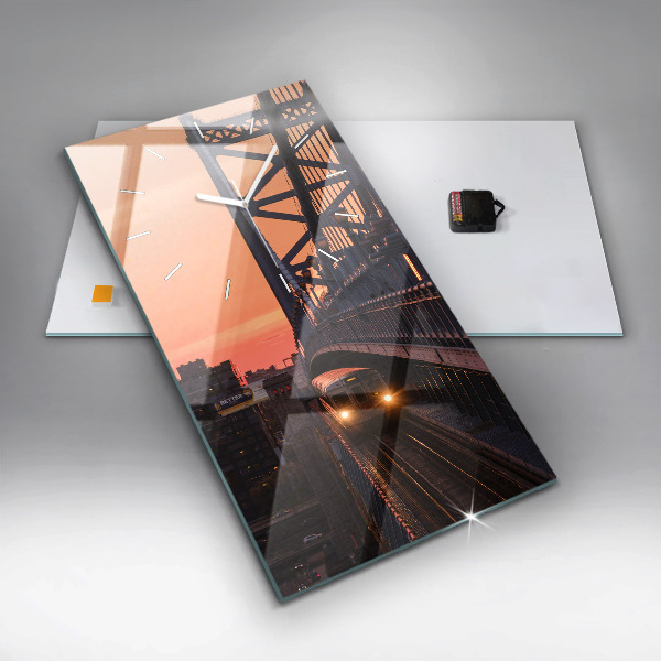 Vertikale Uhr Benjamin-Franklin-Brücke