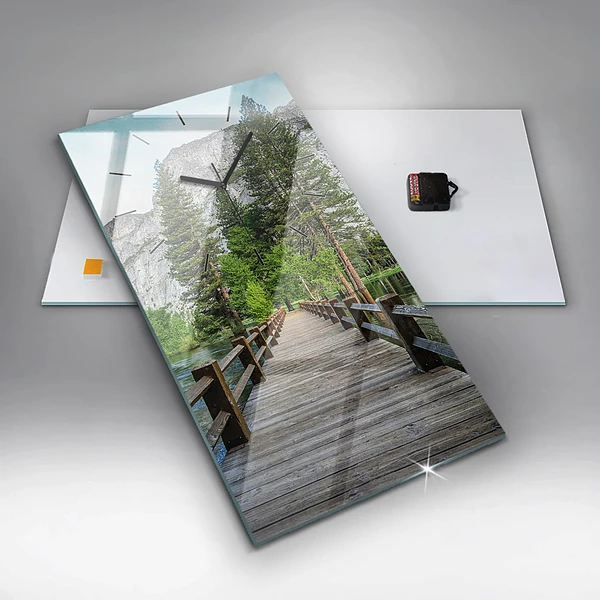 Vertikale Uhr mit motiv Yosemite Holzbrücke