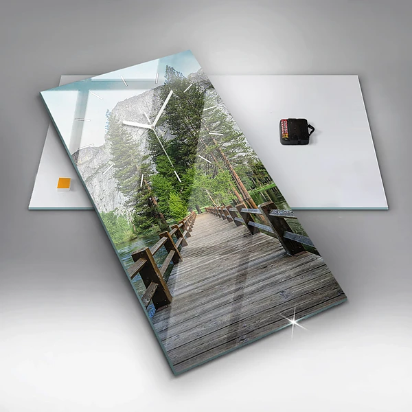 Vertikale Uhr mit motiv Yosemite Holzbrücke