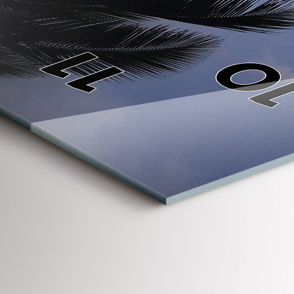 Vertikale Uhr Palme und Sonnenaufgang