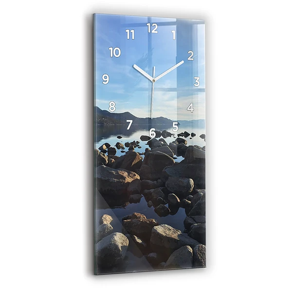 Vertikale Uhr Blick aufs Meer